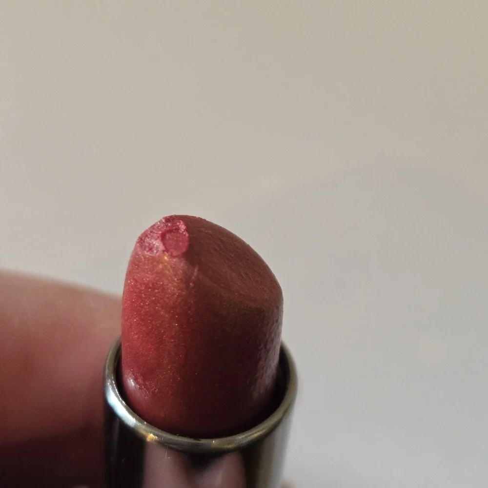 CLINIQUE‎ Different Lipstick THINK BRONZE Green Tube Standard Size RARE New